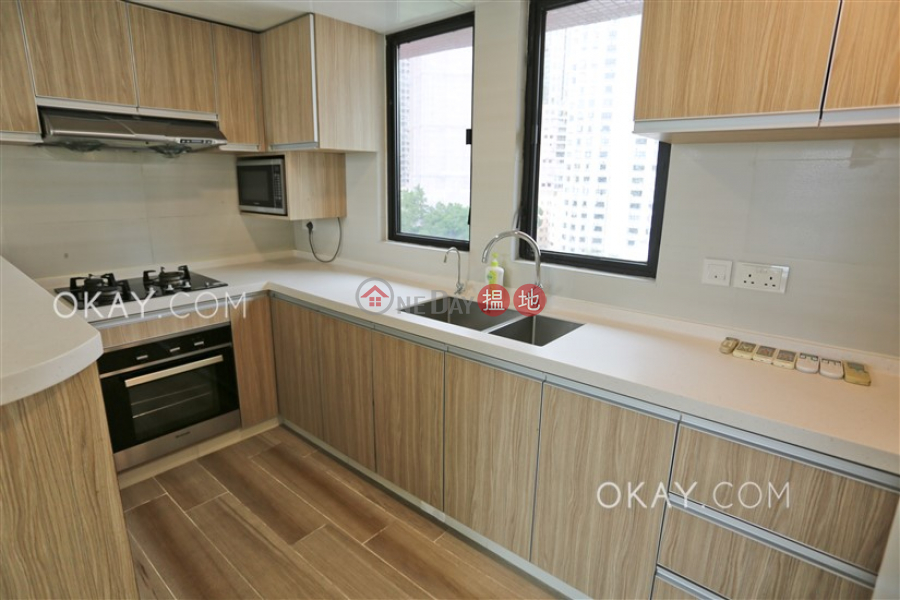 Lovely 2 bedroom on high floor with balcony | For Sale 18 Park Road | Western District | Hong Kong, Sales, HK$ 31M