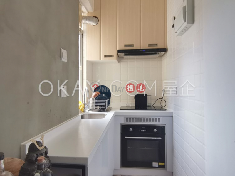 Unique studio in Central | Rental, Kingearn Building 興揚大廈 Rental Listings | Central District (OKAY-R72042)