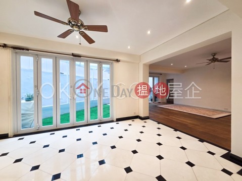 Unique 3 bedroom with terrace & parking | Rental | Peace Court 宜安閣 _0