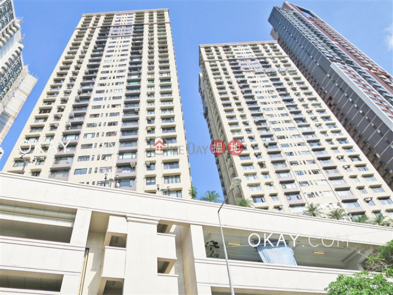 HK$ 53,000/ month Villa Rocha | Wan Chai District Efficient 3 bedroom with parking | Rental