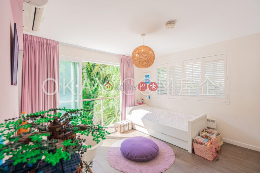 Popular house with rooftop, terrace & balcony | For Sale | Mau Po Village 茅莆村 Sales Listings