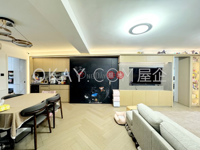 Efficient 3 bedroom with balcony & parking | For Sale | 15-43 Braemar Hill Road | Eastern District | Hong Kong, Sales | HK$ 38M