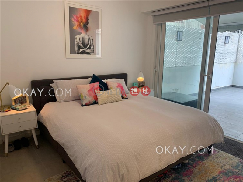 HK$ 65,000/ month | Grand Court | Wan Chai District | Luxurious 3 bedroom with terrace & parking | Rental