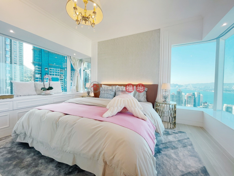 High Floor Seaview 2 Bedroom apartment, Casa Bella 寶華軒 Sales Listings | Central District (IAMLI-4499790105)