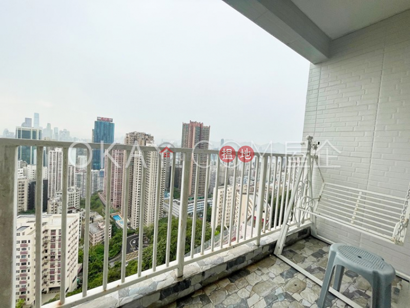 Nicely kept 3 bedroom with balcony & parking | For Sale | Seaview Garden 海景台 Sales Listings