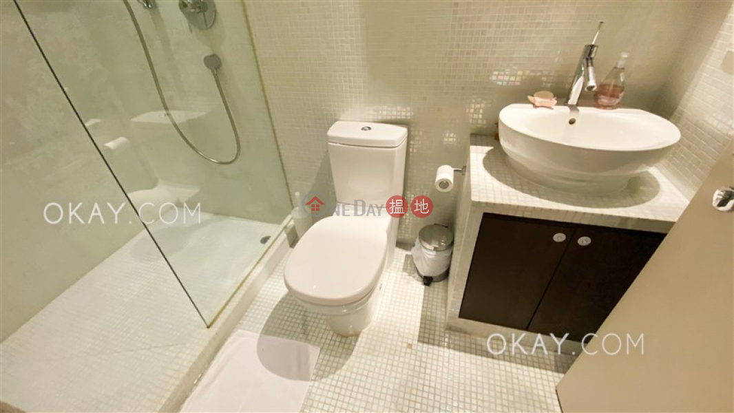 HK$ 39M, Mannie Garden | Wan Chai District Beautiful 3 bedroom with balcony & parking | For Sale