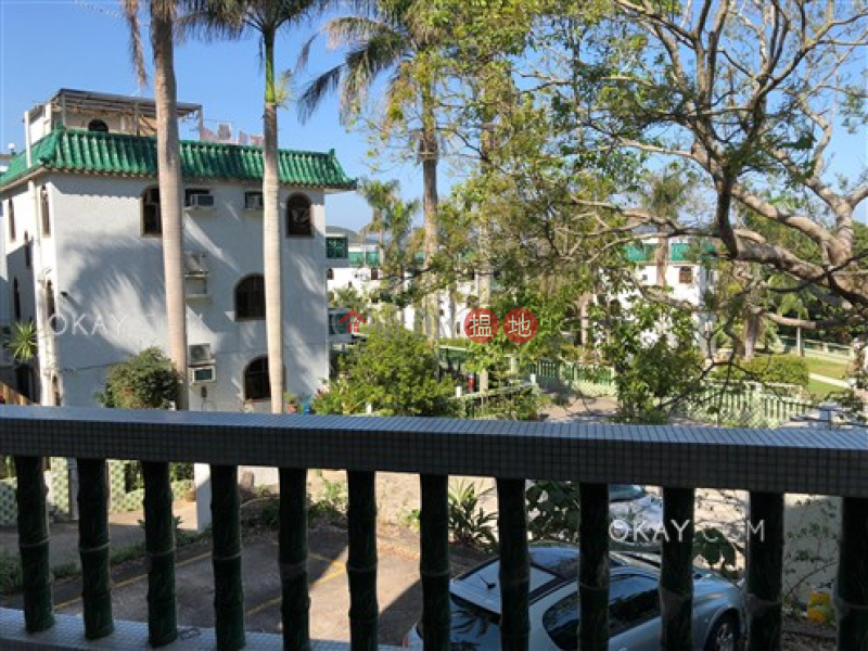HK$ 40,000/ month 48 Sheung Sze Wan Village | Sai Kung Tasteful house with balcony | Rental