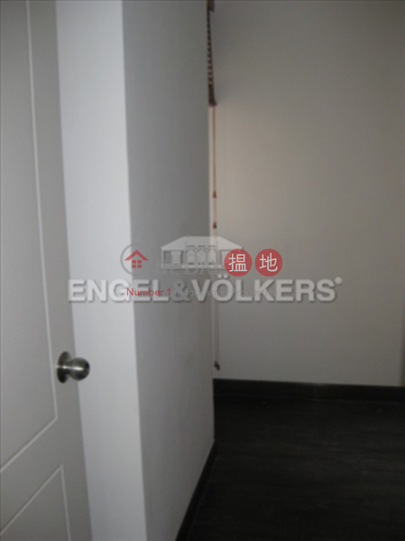 2 Bedroom Flat for Sale in Sheung Wan, Kiu Fat Building 僑發大廈 Sales Listings | Western District (EVHK10100)