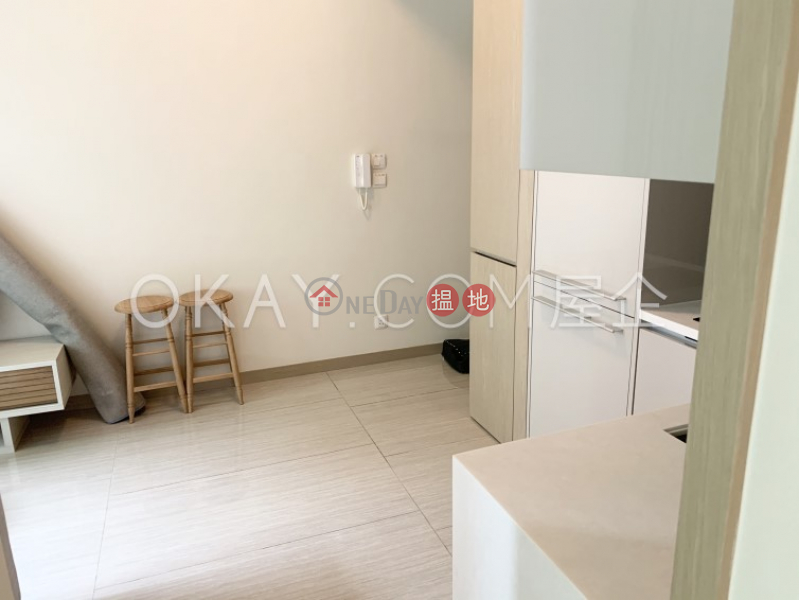 Townplace Low | Residential | Rental Listings | HK$ 30,000/ month