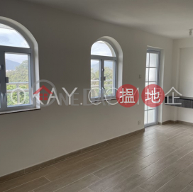 Nicely kept house on high floor with rooftop & balcony | Rental | Mang Kung Uk Village 孟公屋村 _0