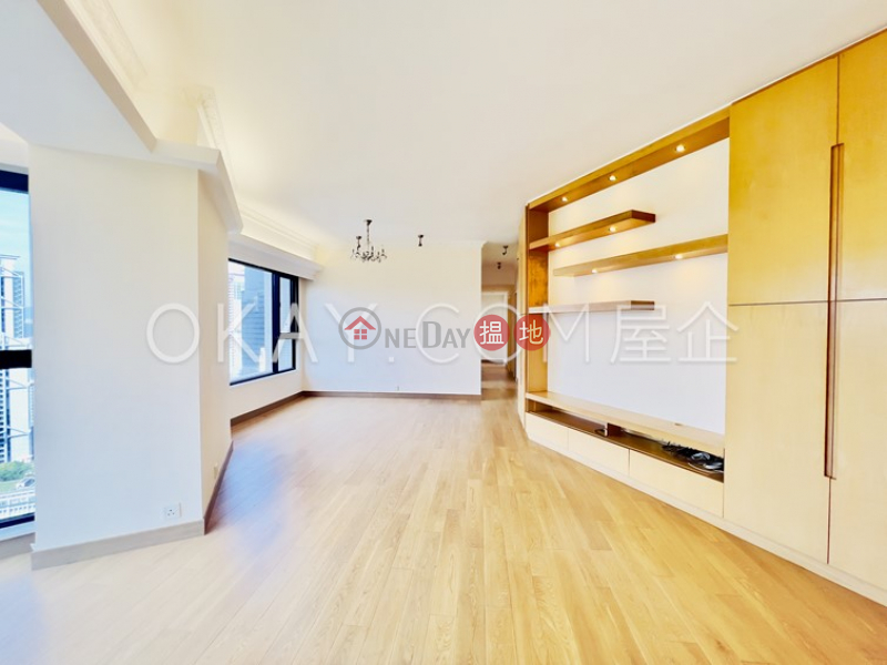 HK$ 62,000/ month The Royal Court, Central District | Beautiful 3 bedroom on high floor with sea views | Rental