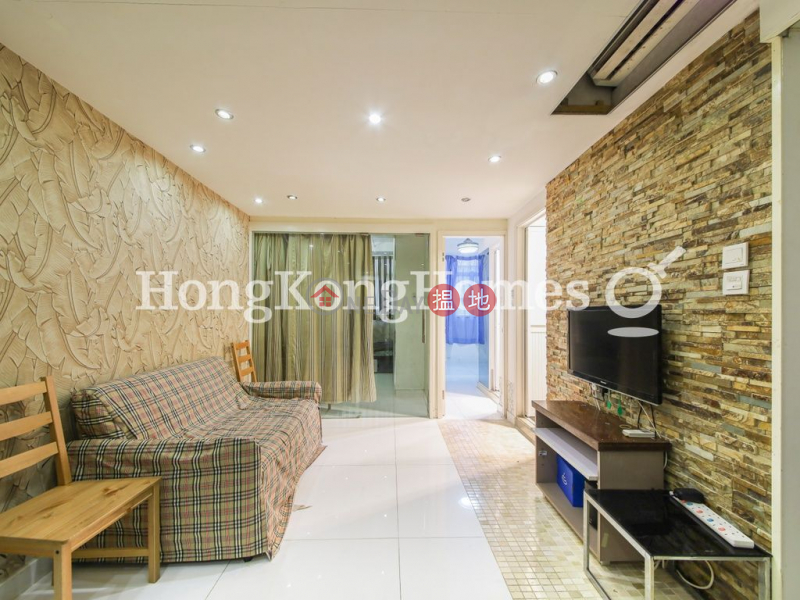 2 Bedroom Unit at Sai Kou Building | For Sale | Sai Kou Building 世球大廈 Sales Listings
