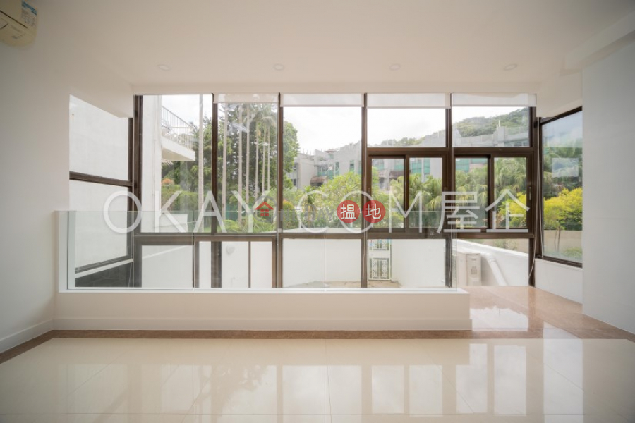 Nicely kept house with parking | For Sale | Hong Hay Villa 康曦花園 Sales Listings
