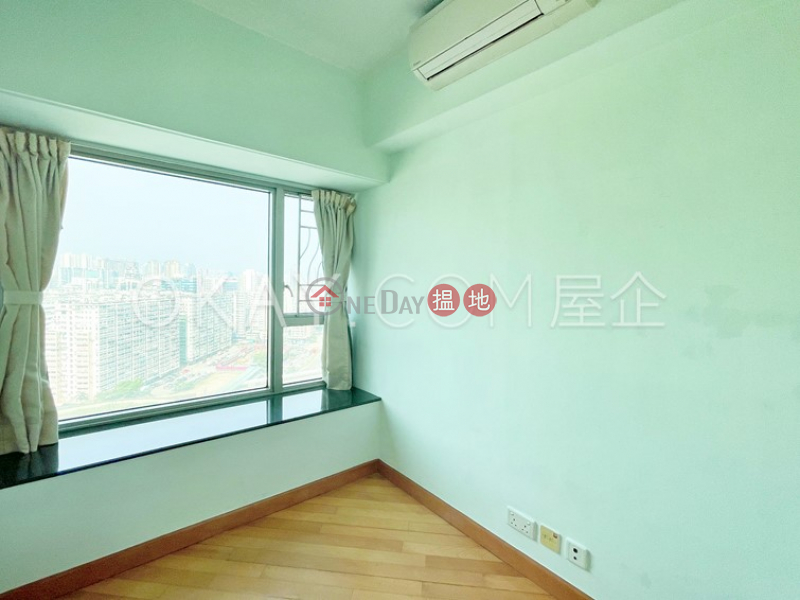HK$ 38,000/ month | Sorrento Phase 1 Block 5 Yau Tsim Mong | Unique 3 bedroom in Kowloon Station | Rental