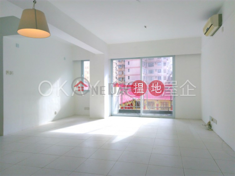 Elegant 2 bedroom with balcony & parking | Rental | Shan Kwong Tower 山光苑 _0
