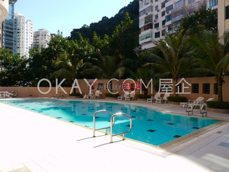 HK$ 28,000/ 月蔚雲閣灣仔區|2房1廁,實用率高,極高層,露台蔚雲閣出租單位