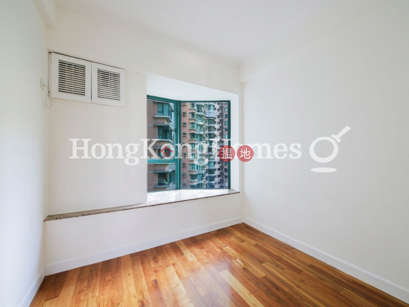 Property Search Hong Kong | OneDay | Residential | Rental Listings | 3 Bedroom Family Unit for Rent at Hillsborough Court