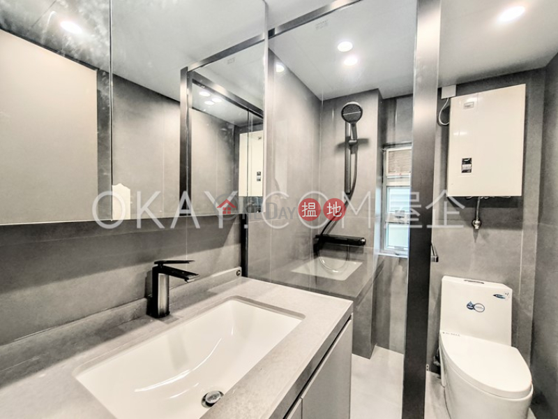 HK$ 21M Oxford Court, Eastern District Elegant 4 bedroom with balcony & parking | For Sale