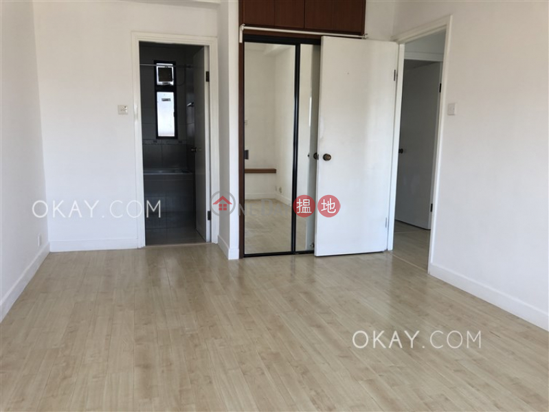 HK$ 53,000/ month Beverly Hill | Wan Chai District, Unique 3 bedroom on high floor with balcony & parking | Rental
