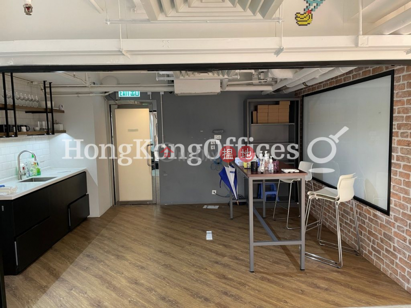 299QRC | Middle, Office / Commercial Property | Rental Listings HK$ 72,261/ month