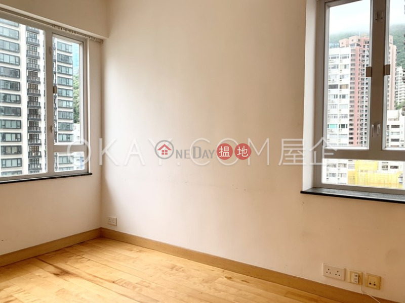 HK$ 25,000/ month | Portfield Building Wan Chai District Luxurious 2 bedroom on high floor with balcony | Rental