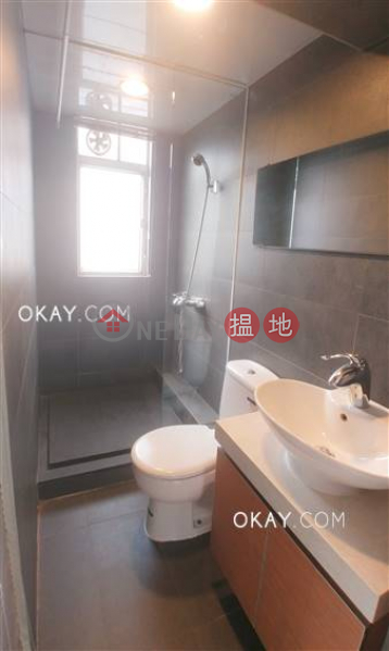 HK$ 8.8M | Wai Cheong Building, Wan Chai District Generous 2 bedroom on high floor | For Sale
