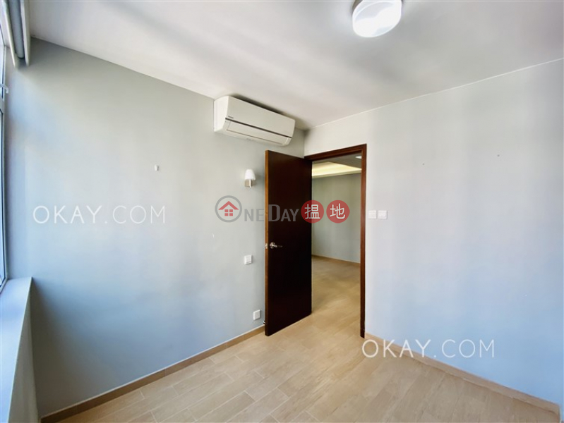 Lovely 2 bedroom with balcony | Rental, Kenny Court 堅尼閣 Rental Listings | Wan Chai District (OKAY-R392738)