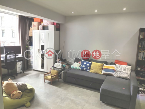 Efficient 3 bedroom with balcony | For Sale | Cleveland Mansion 加甯大廈 _0