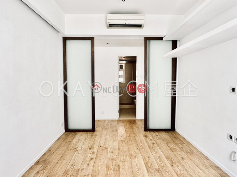 HK$ 25M Imperial Court Western District Stylish 3 bedroom in Mid-levels West | For Sale