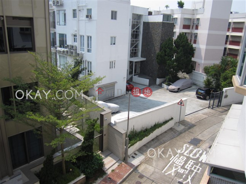 Gorgeous 3 bedroom with parking | Rental 21 Crown Terrace | Western District Hong Kong Rental HK$ 52,000/ month