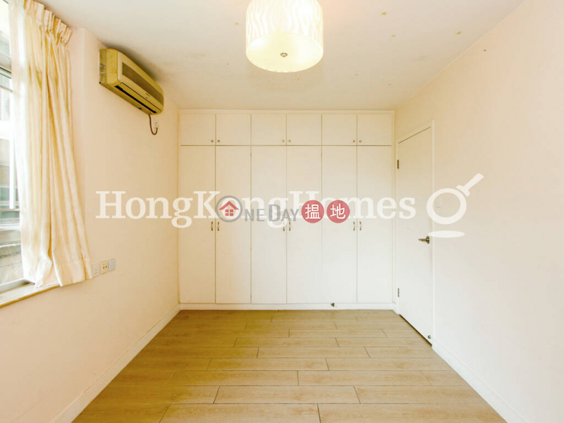 3 Bedroom Family Unit at Block 19-24 Baguio Villa | For Sale 550 Victoria Road | Western District, Hong Kong, Sales | HK$ 33.5M