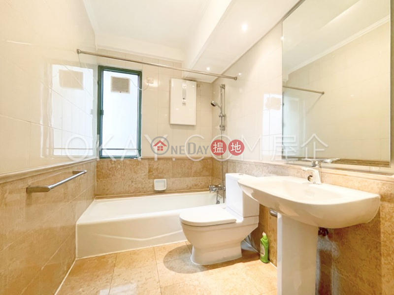 HK$ 21M | Robinson Place | Western District | Elegant 2 bedroom in Mid-levels West | For Sale