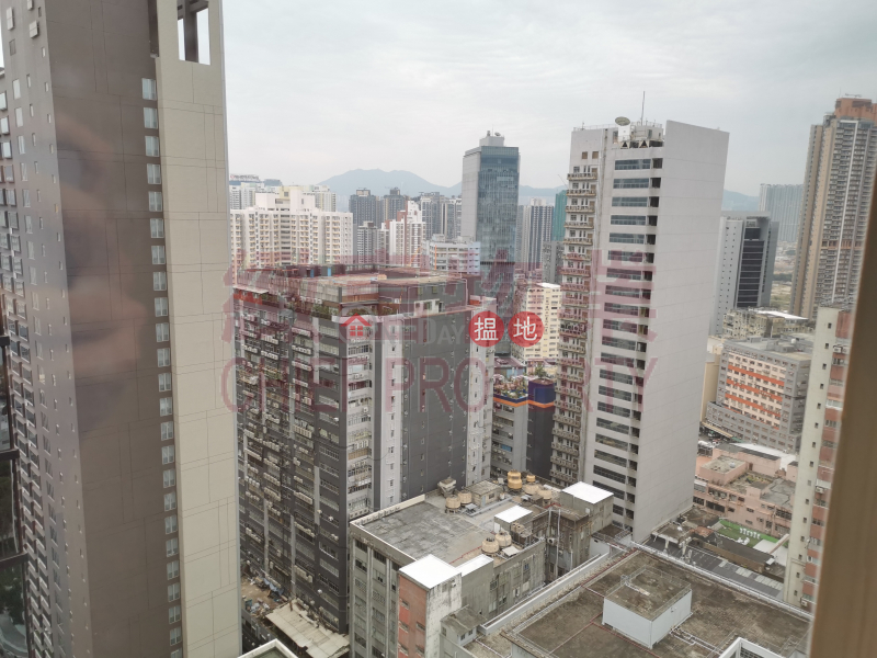 HK$ 13,000/ month Maxgrand Plaza, Wong Tai Sin District | 單邊多窗，合各行各業