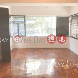 Efficient 3 bedroom with balcony & parking | Rental | Breezy Court 瑞麒大廈 _0