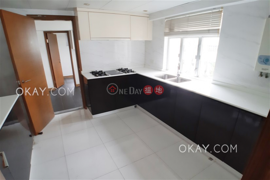 HK$ 68,000/ month Vista Mount Davis | Western District | Efficient 4 bedroom with balcony & parking | Rental