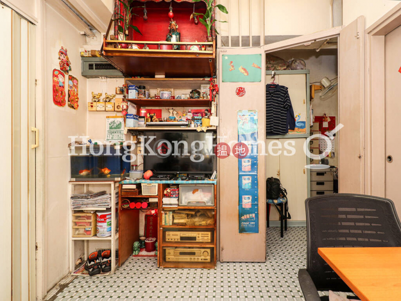 2 Bedroom Unit at 19 Gough Street | For Sale 19 Gough Street | Central District | Hong Kong, Sales | HK$ 7M