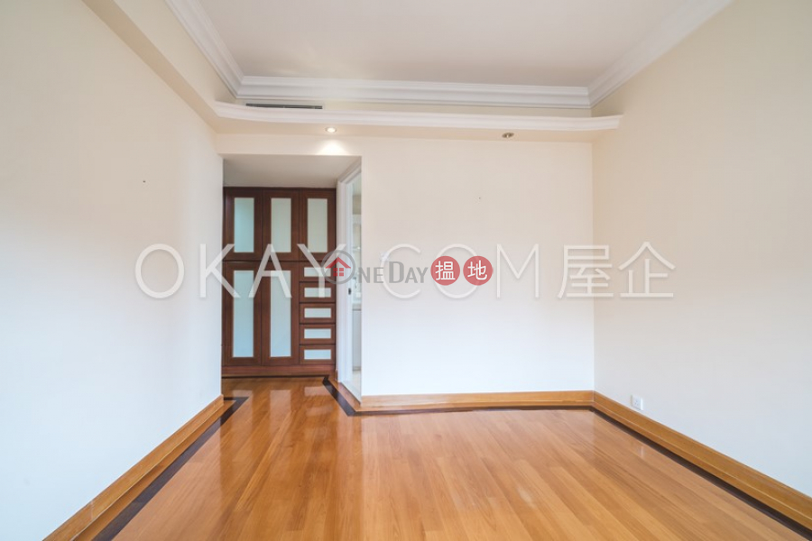 Gorgeous 3 bedroom on high floor with balcony & parking | Rental | Parkview Corner Hong Kong Parkview 陽明山莊 眺景園 Rental Listings
