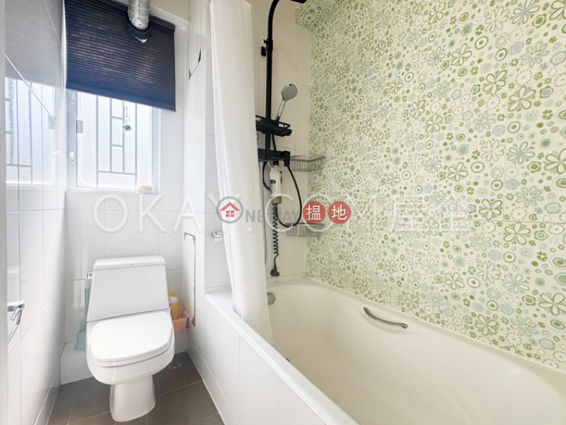 HK$ 36,000/ month | Greenside Villa | Wan Chai District | Rare 3 bedroom with rooftop, balcony | Rental