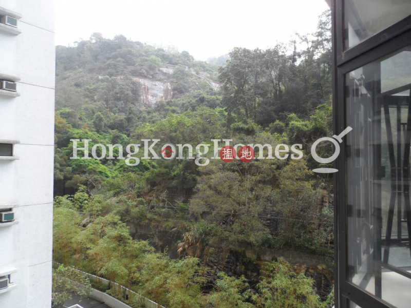 Property Search Hong Kong | OneDay | Residential | Rental Listings | 3 Bedroom Family Unit for Rent at Block B (Flat 9 - 16) Kornhill