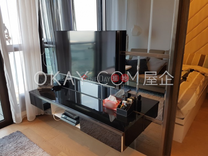 Tasteful 1 bedroom on high floor with balcony | For Sale | The Gloucester 尚匯 Sales Listings