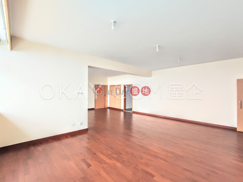 HK$ 65,200/ month | 111 Mount Butler Road Block C-D | Wan Chai District, Beautiful 3 bedroom with balcony & parking | Rental