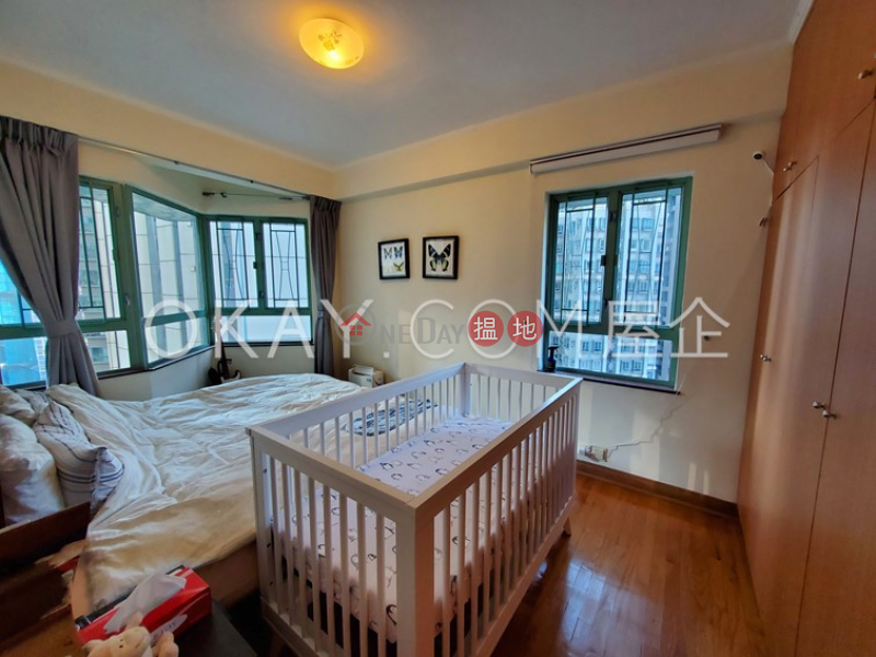 Nicely kept 3 bedroom with sea views | For Sale | Goldwin Heights 高雲臺 Sales Listings