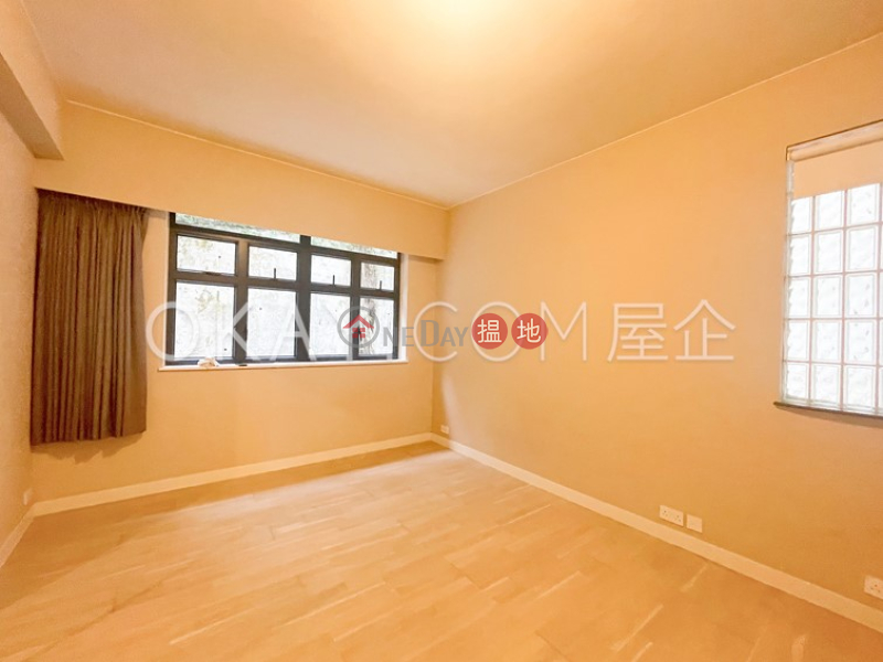 Elegant 3 bedroom in Mid-levels West | For Sale | Robinson Garden Apartments 羅便臣花園大廈 Sales Listings