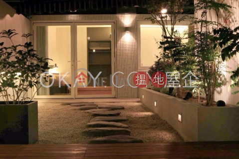 Unique with terrace in Sheung Wan | For Sale | Hongway Garden Block A 康威花園A座 _0