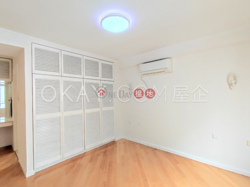 HK$ 45,000/ month | Block 5 Phoenix Court | Wan Chai District Lovely 3 bedroom with balcony & parking | Rental