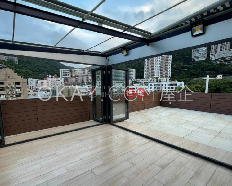 Lovely 2 bedroom on high floor with rooftop & balcony | For Sale | Waiga Mansion 維基樓 Sales Listings