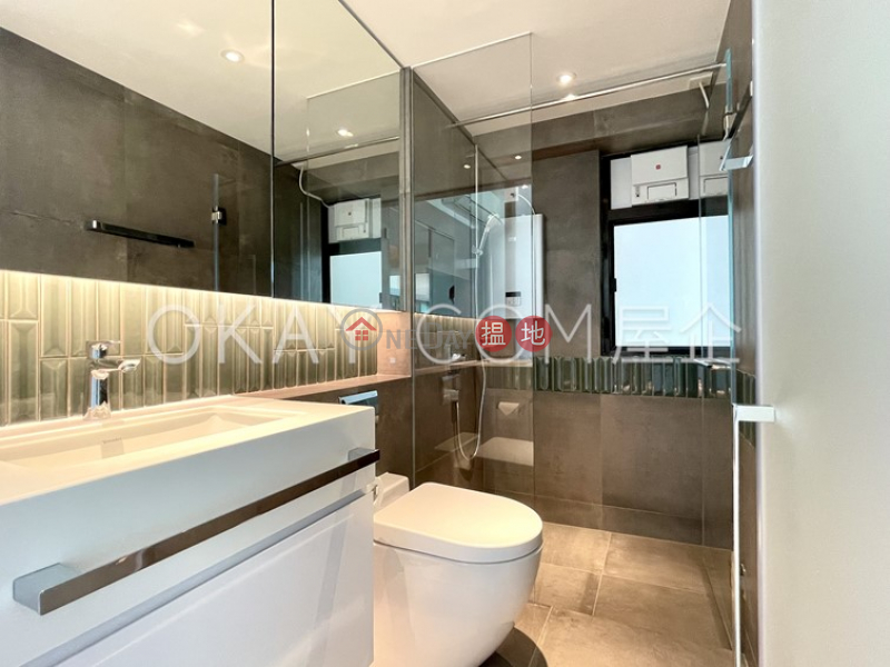 HK$ 28,000/ month | Bella Vista, Western District Lovely 1 bedroom on high floor with harbour views | Rental