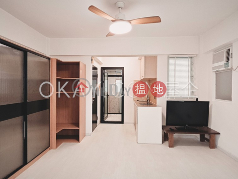 Intimate high floor in Sheung Wan | For Sale | 28-30 Queen Street 皇后街28-30號 _0