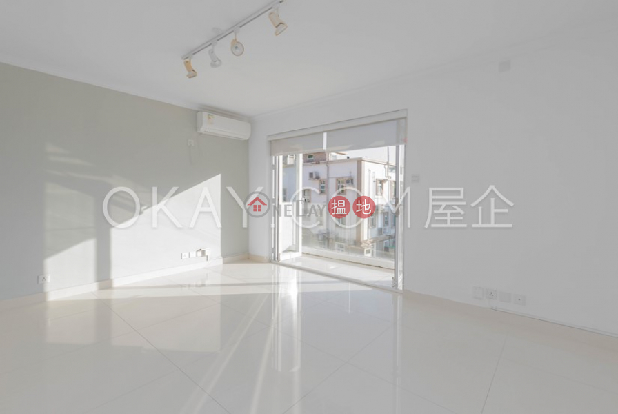 Rare house with balcony | Rental, Qualipak Tower 確利達中心 Rental Listings | Western District (OKAY-R407137)