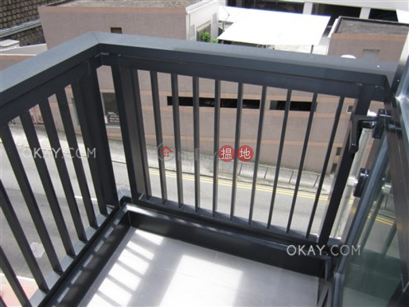 HK$ 36,000/ month | Resiglow, Wan Chai District | Gorgeous 2 bedroom with balcony | Rental